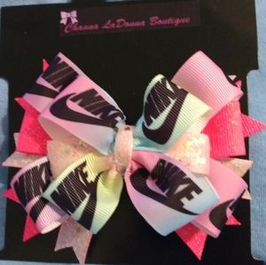 Hair bows
